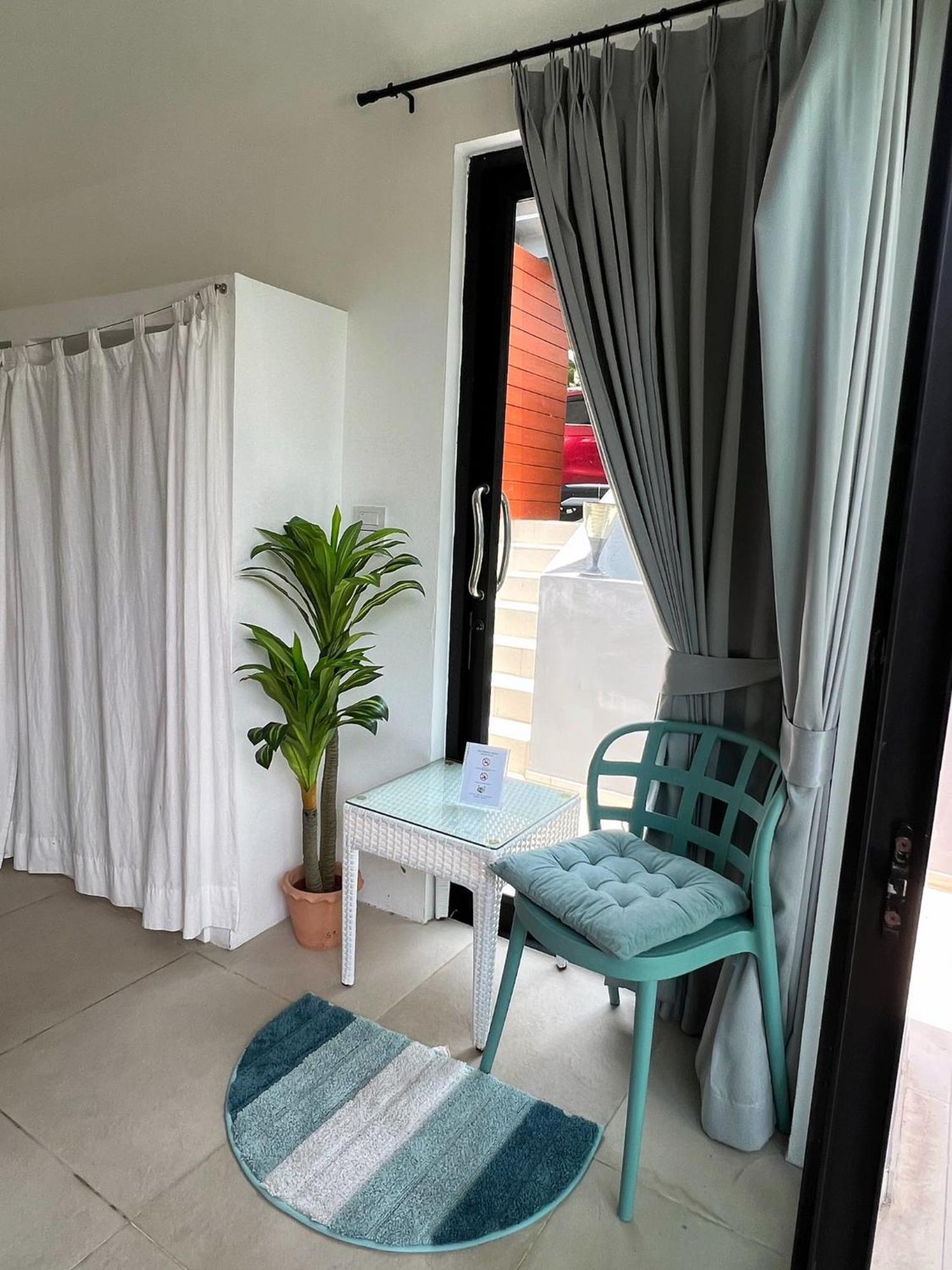 Tropical Cocoon Vila *